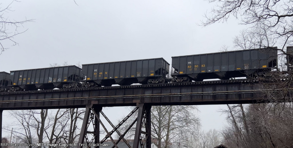 CSX 834813, 834912 & 835043.